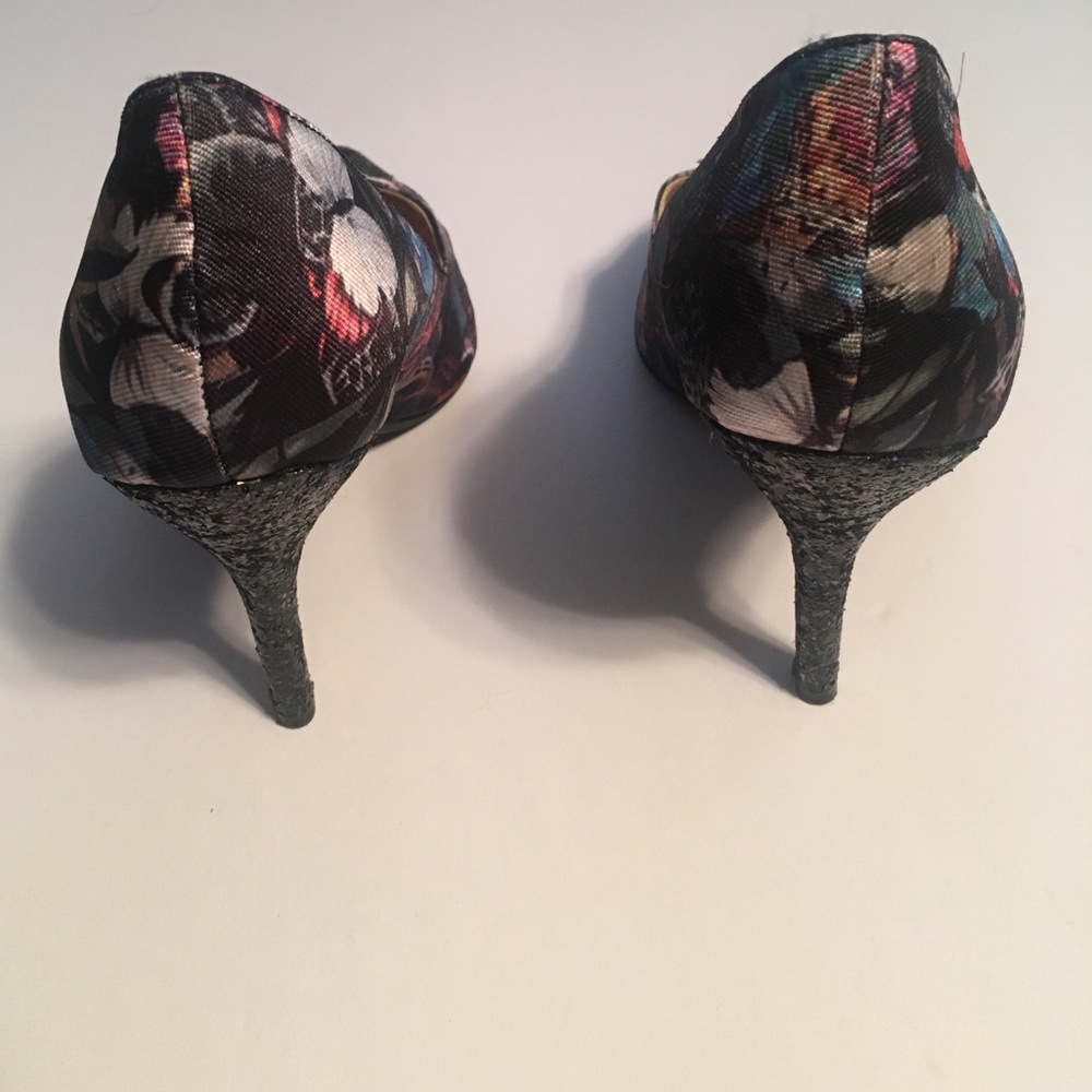 💎J. Renee multi-color pump w/black sequined toe - Picture 7 of 8